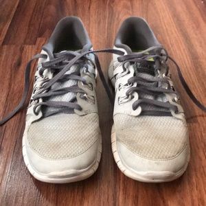 Nike sneakers 👟